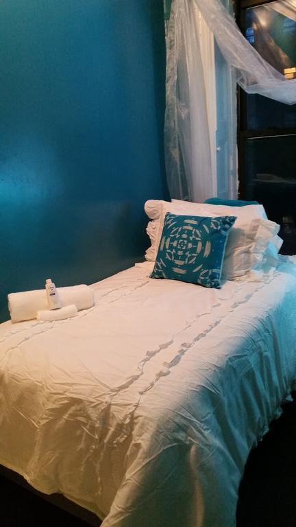 Oyo Bed And Breakfast New York Oda fotoğraf